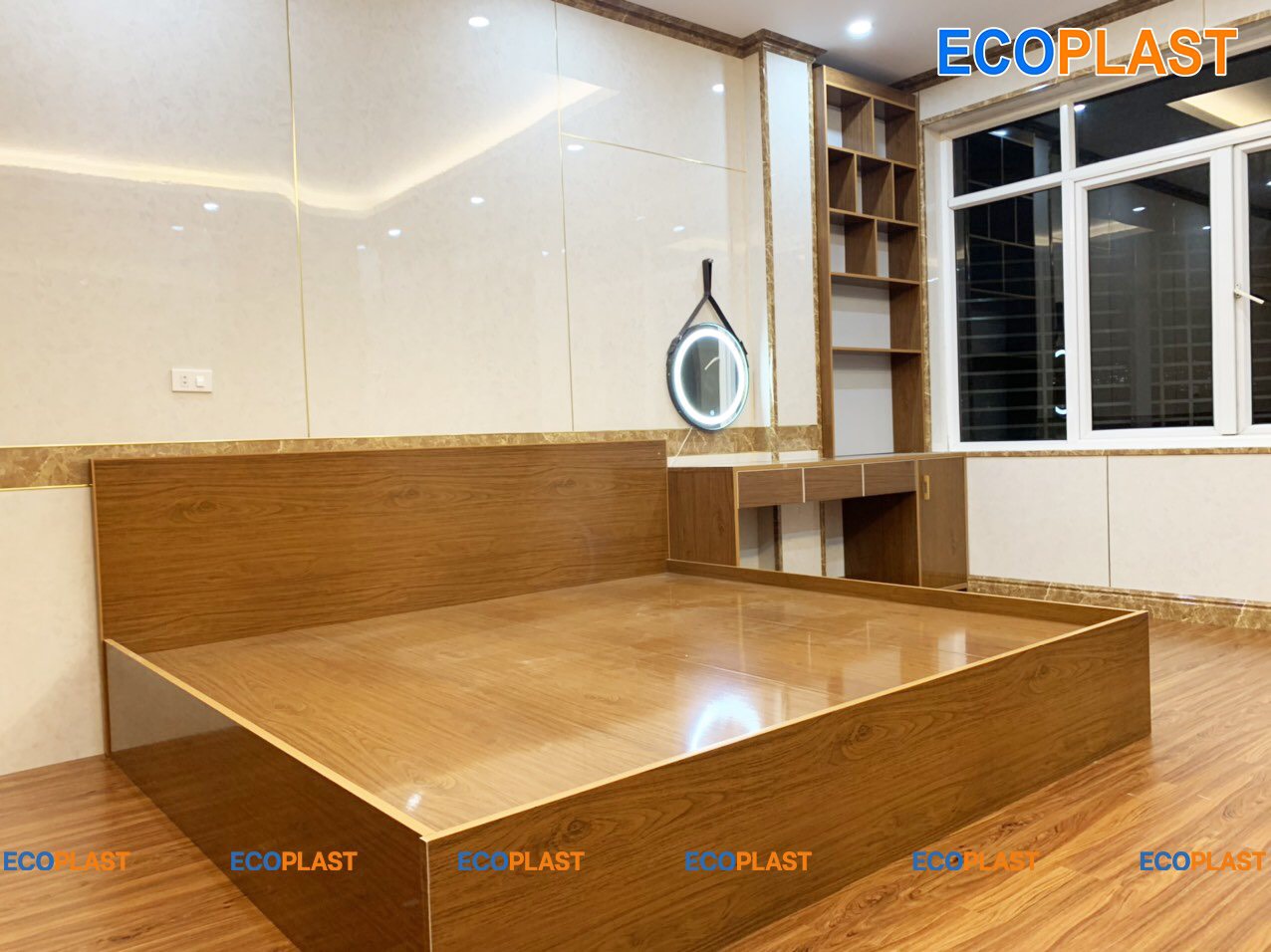 giuong-go-ecoplast-van-vang-sang-sang-trong-lux-02